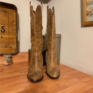 BCBGirls Tan Leather Boots Y2K